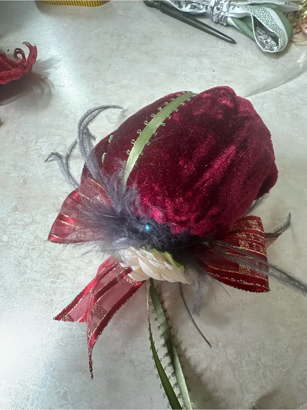 Red Hat Society Assorted Feathered Mini Fascinator Ornaments - Pink & Purple